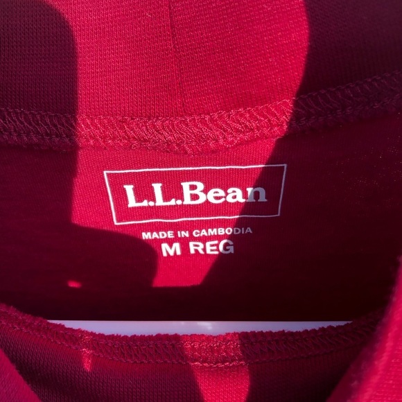 LL Bean Deep Red 100% Cotton Mock Neck Pullover size medium - Picture 2 of 4